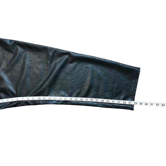 Abercrombie & Fitch Curve Love Vegan Leather Ankle Straight Pant - Picture 15 of 15